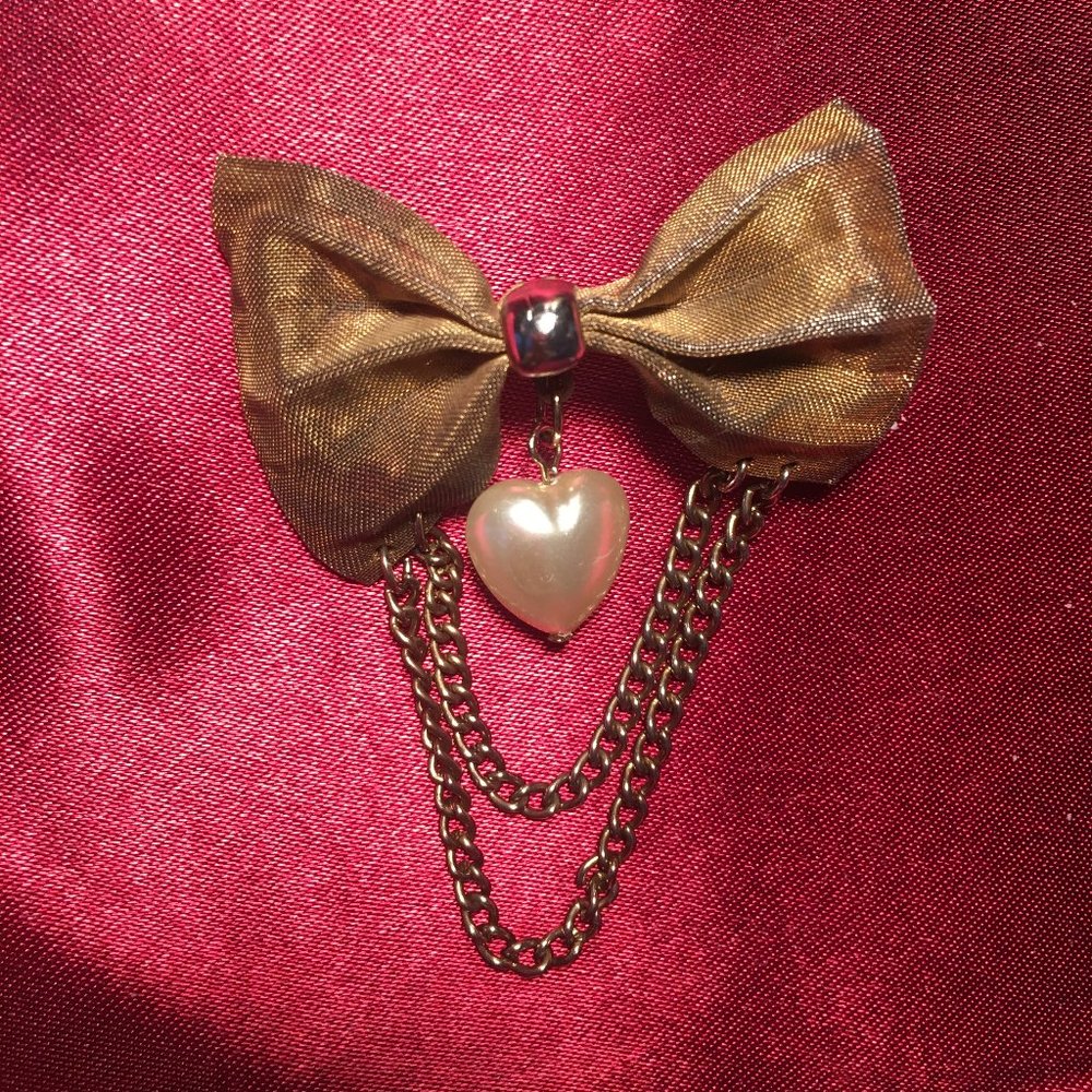 Stylish Bow Chains Brooch